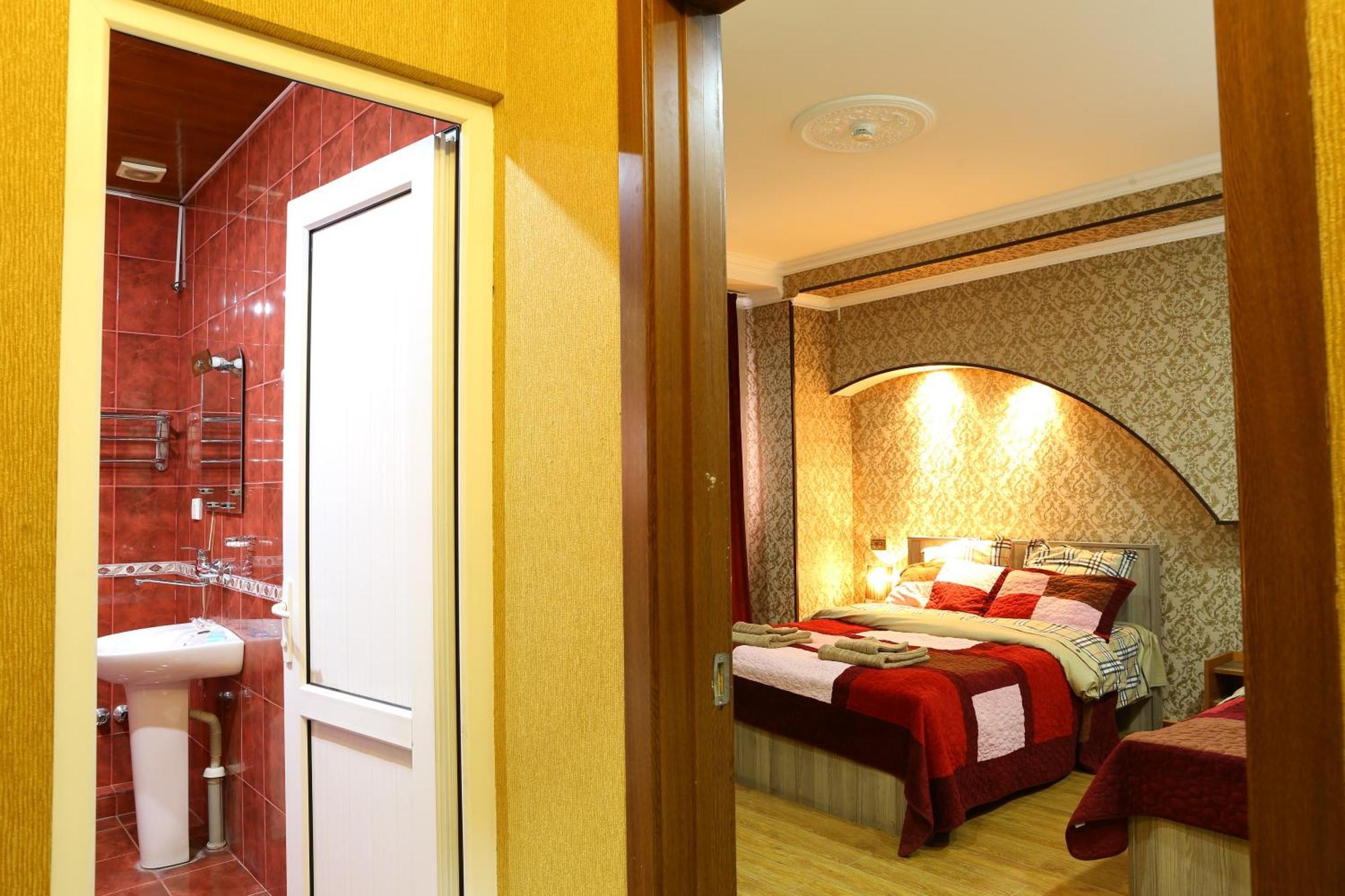Dkd-Bridge Hotel Tiflis Exterior foto