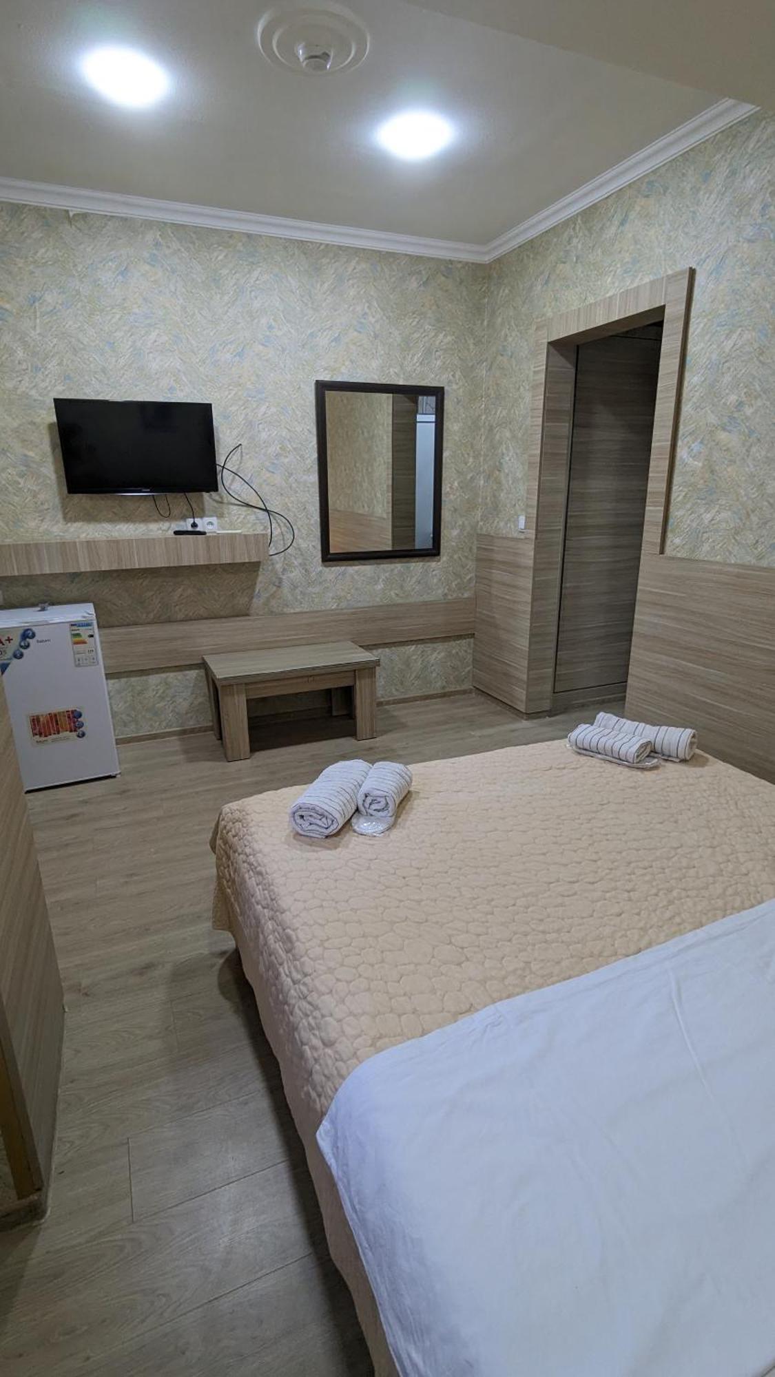 Dkd-Bridge Hotel Tiflis Exterior foto