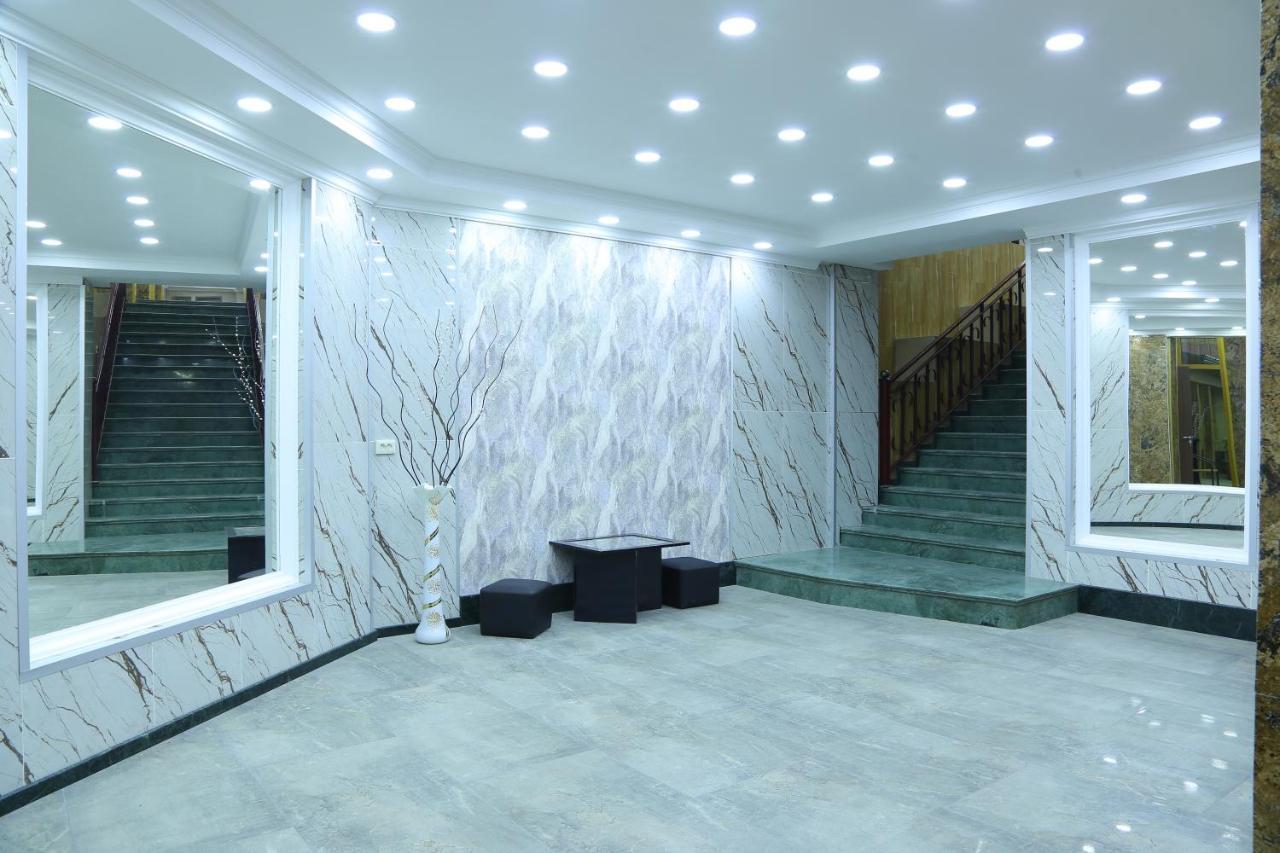 Dkd-Bridge Hotel Tiflis Exterior foto