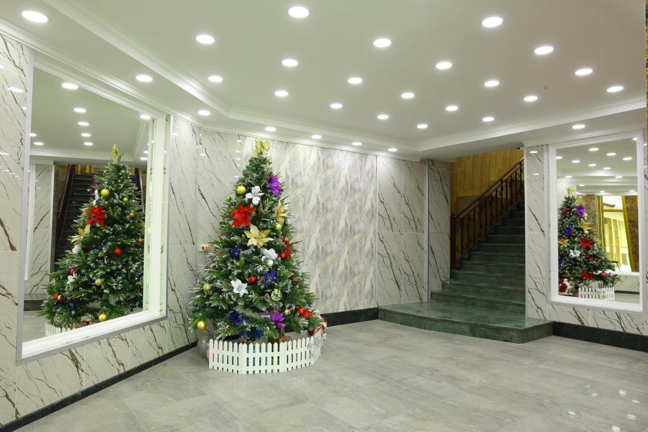 Dkd-Bridge Hotel Tiflis Exterior foto
